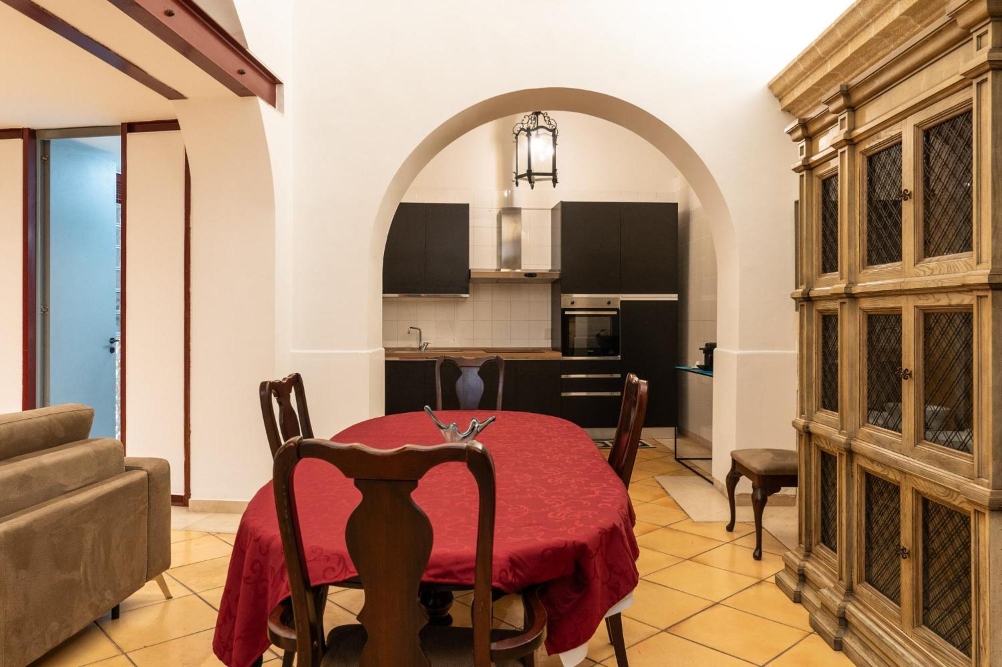 Appartement Palazzo Barone à Bari Extérieur photo